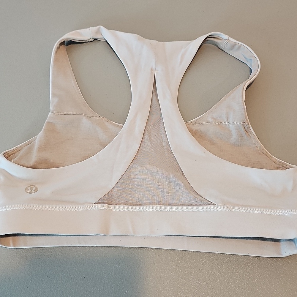 Lululemon White Size 6 Invigorate Athketic Training Bra - Picture 4 of 5